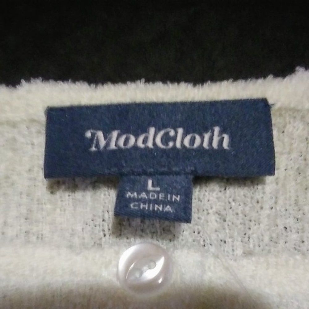 MODCLOTH NWT L Ivory Super Soft Fuzzy Cropped Tank - Picture 2 of 2